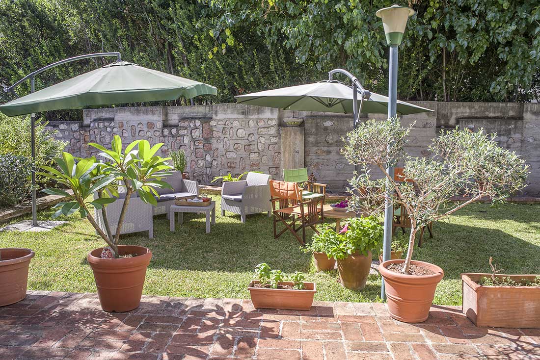 villa-costanza-Mondello-giardino-aperitivi-3